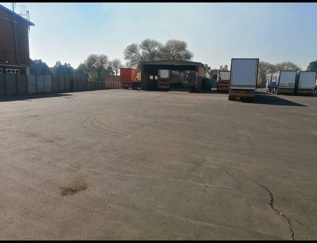 2,474M² WAREHOUSE FOR SALE IN NEW ERA